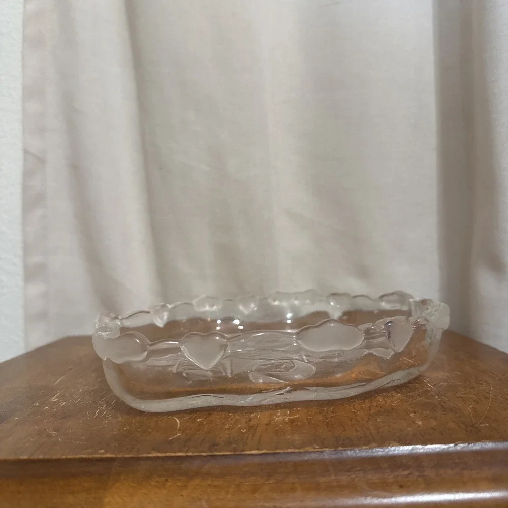 Vintage Mikasa Crystal Christmas Celebration Carolers Sweet Candy Dish‎ 8 1/4